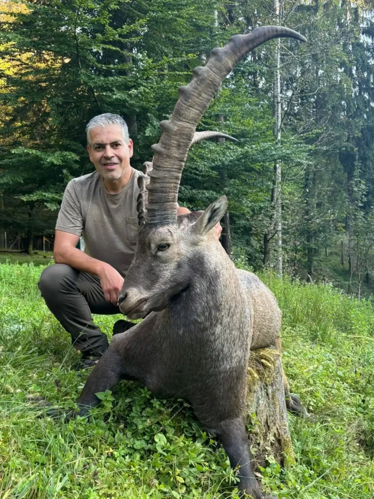 Client of Artemis Hunting on a successful alpine ibex hunt in Austria