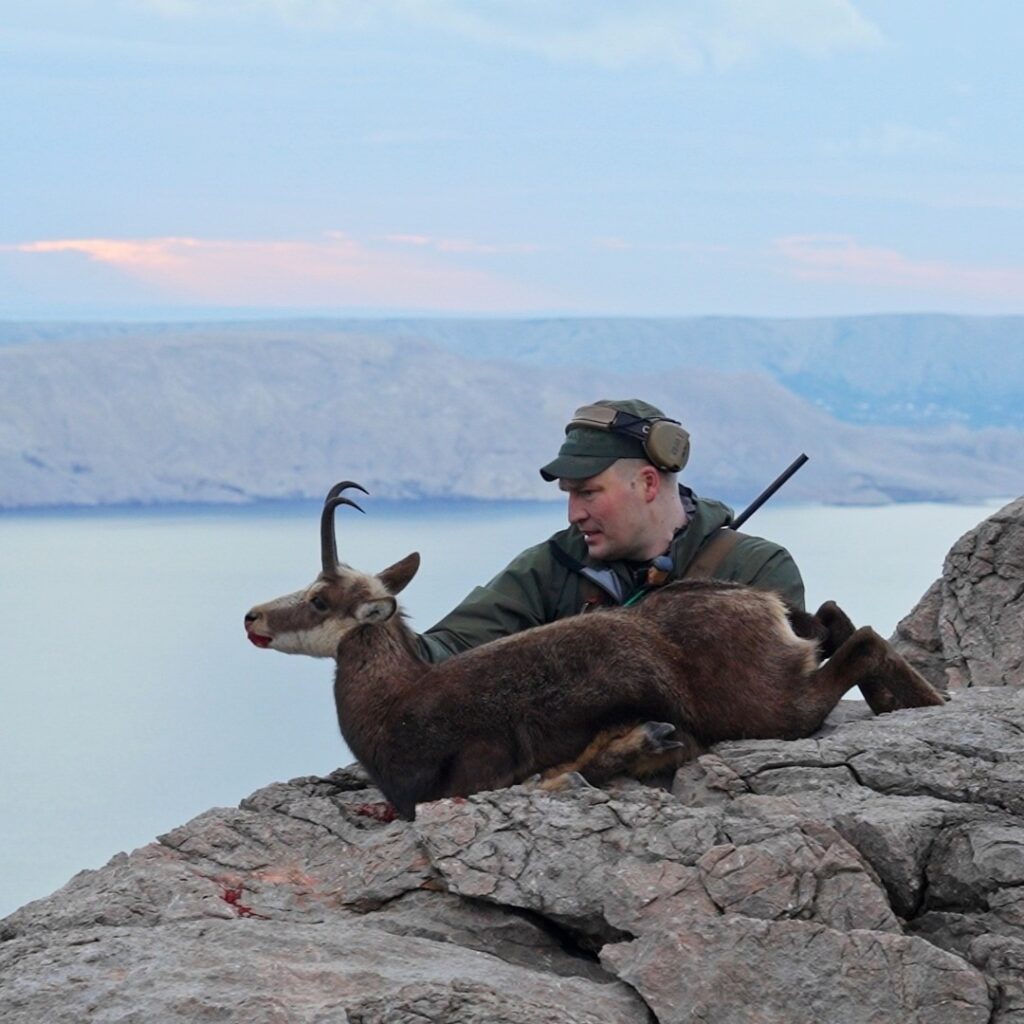 Thomas Haugland THLR.NO, client of Artemis Hunting on a successful balkan chamois hunt in Croatia